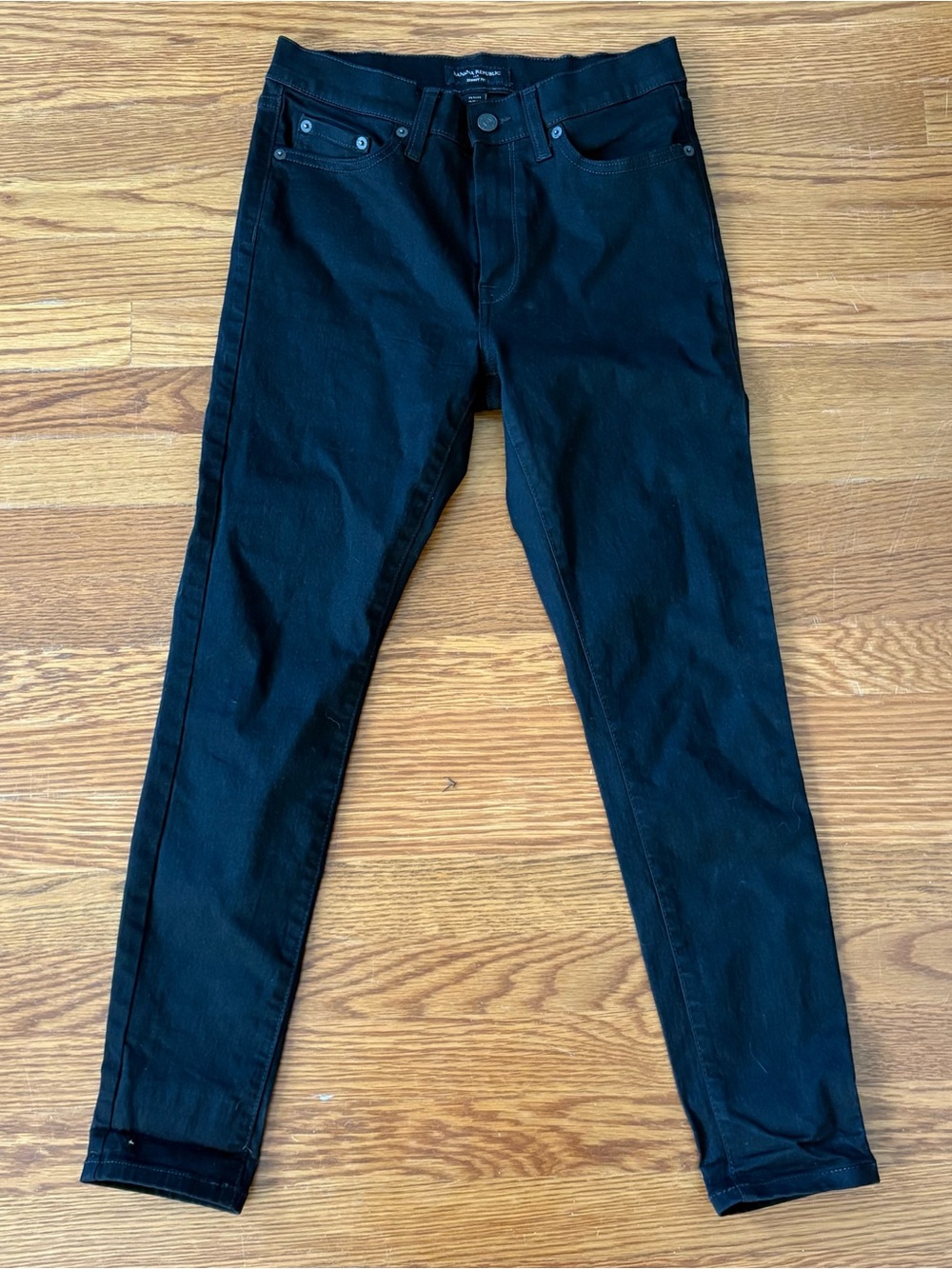 Banana Republic Skinny Fit Black Jeans Petite 27/4 Stretch Denim minimalist chic